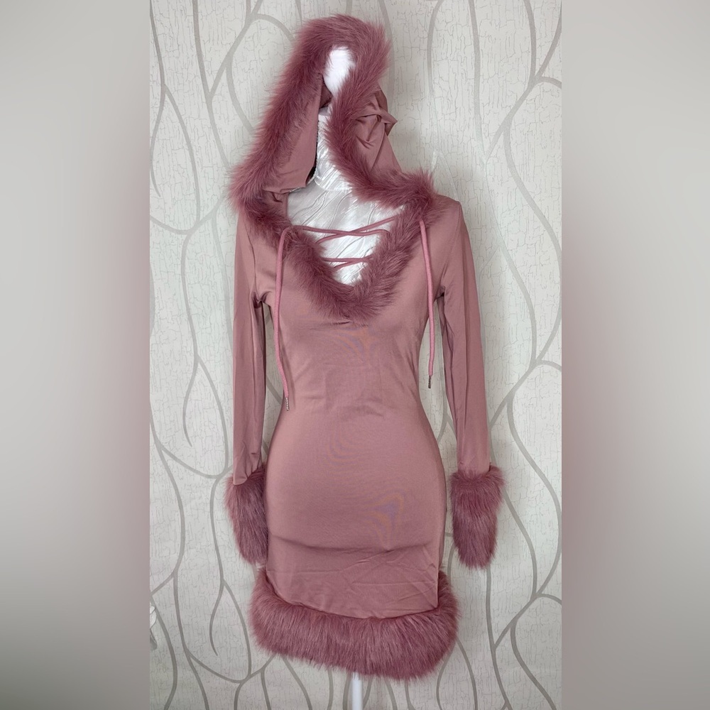 🎀🌷 Mauve Faux Fur Trim Hoodie Lace Up Dress 🌷🎀